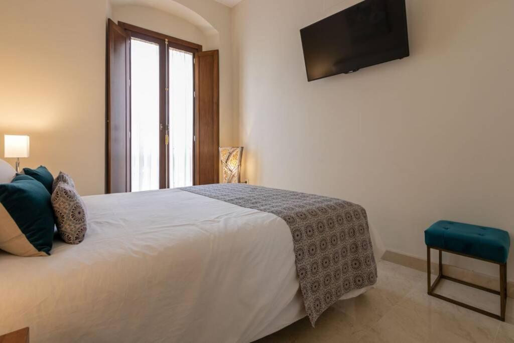 Lumbreras Deluxe Suite By Valcambre Sevilla Bagian luar foto