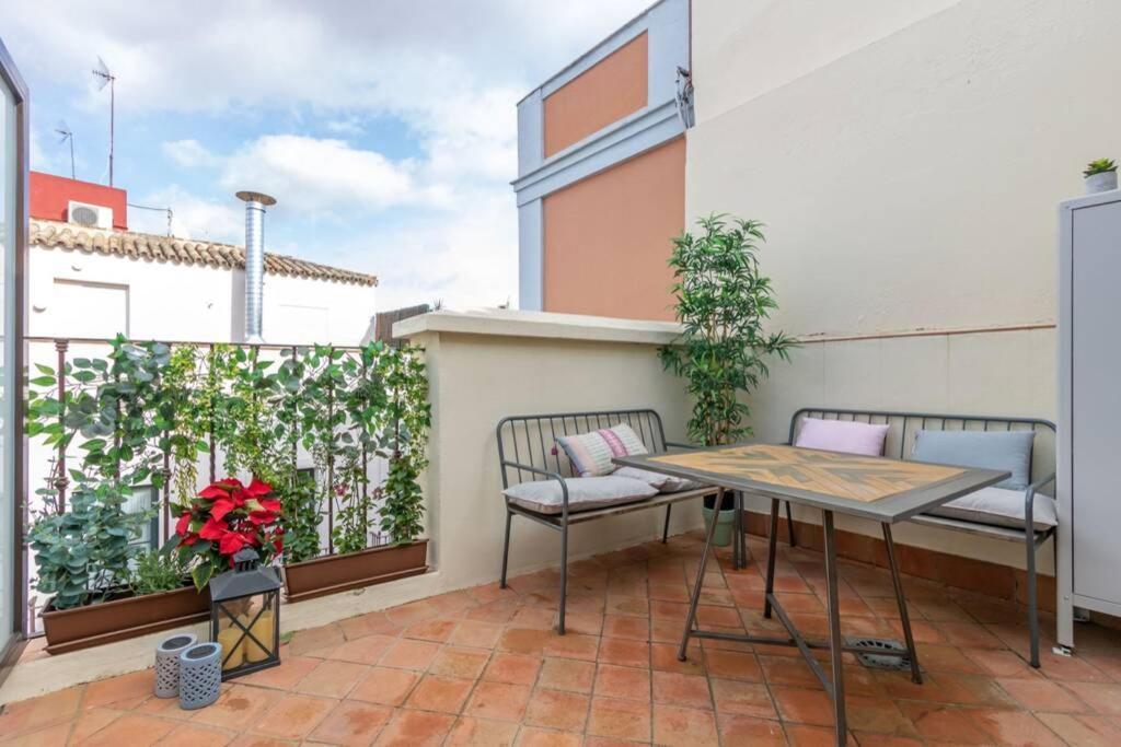 Lumbreras Deluxe Suite By Valcambre Sevilla Bagian luar foto